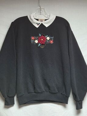Vintage Black Crewneck Sweater with White Pointed Collar & Red Floral Embroidery